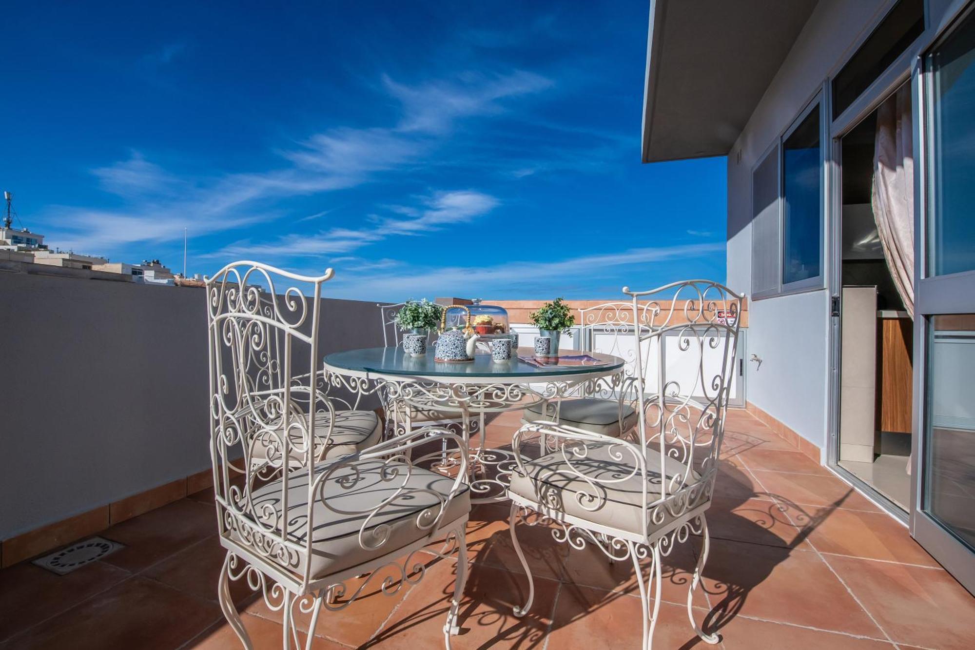 Ferienwohnung Francis Flats Modern Penthouse Mellieħa Exterior foto