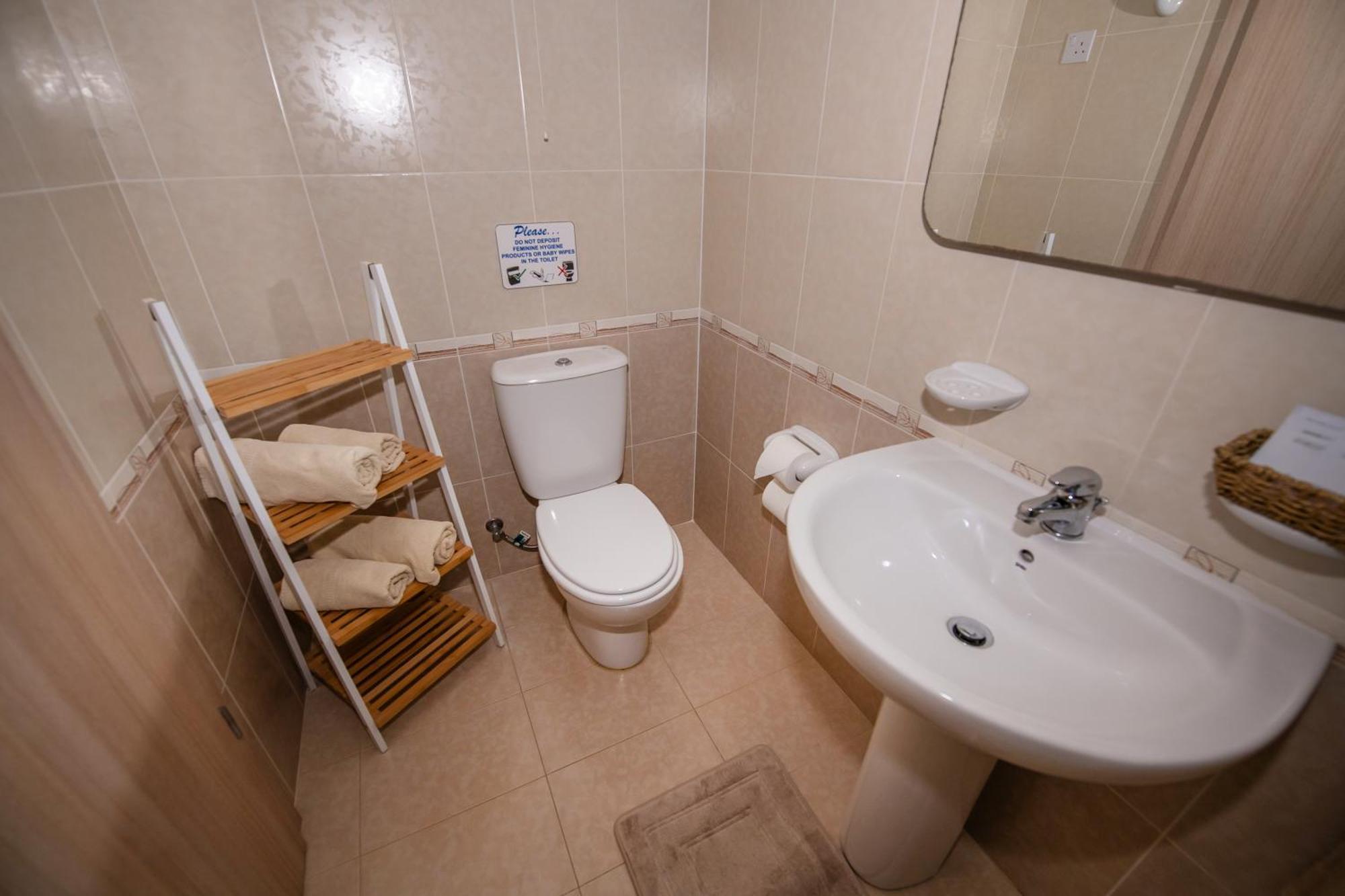 Ferienwohnung Francis Flats Modern Penthouse Mellieħa Exterior foto