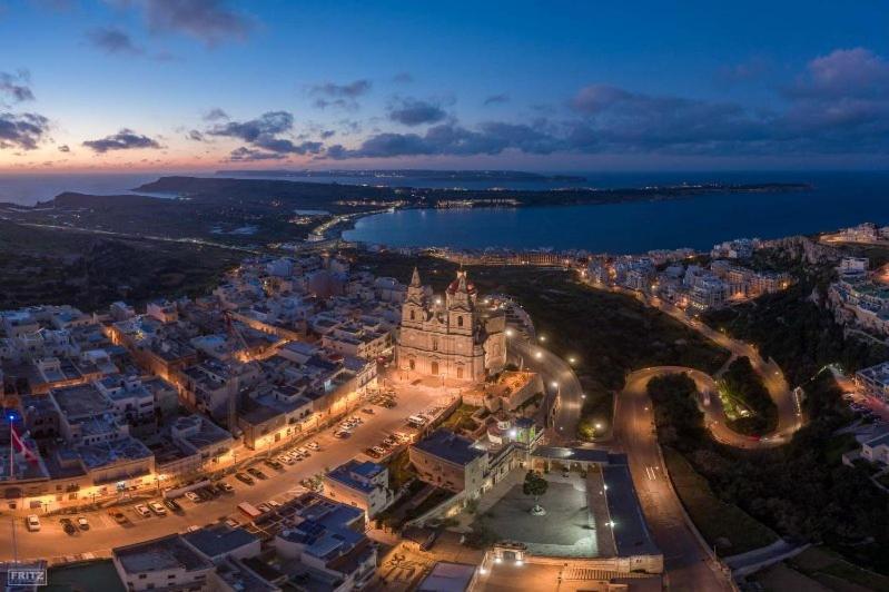 Ferienwohnung Francis Flats Modern Penthouse Mellieħa Exterior foto